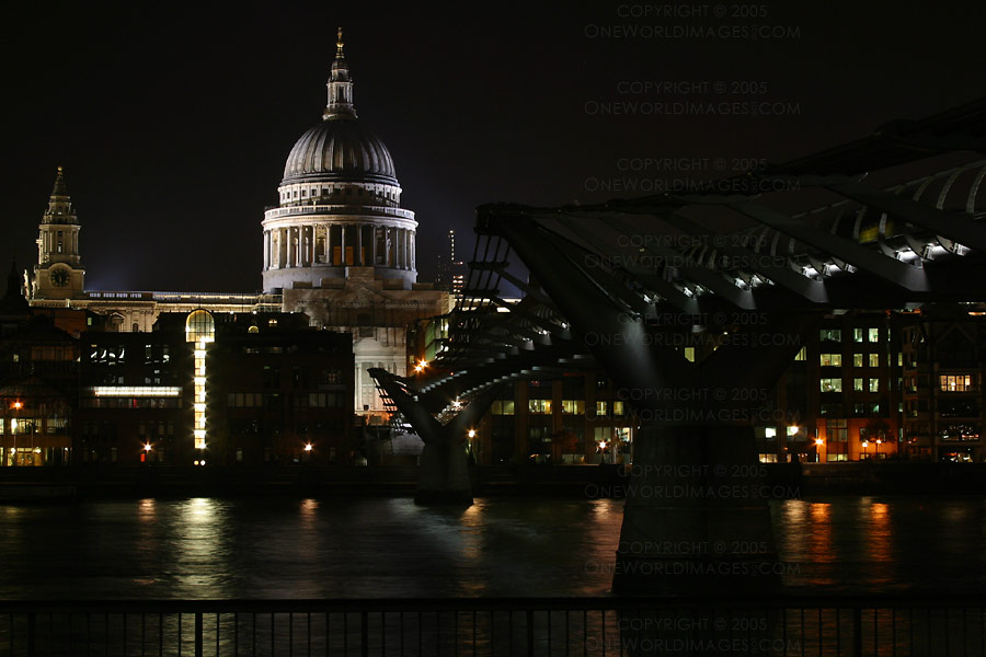 [Photograph: St. Paul's, Millennium Bridge]